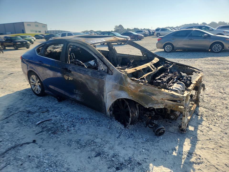 67089706 :رقم المزاد ، 1C3CCCAB7FN637621 vin ، 2015 Chrysler 200 مزاد بيع