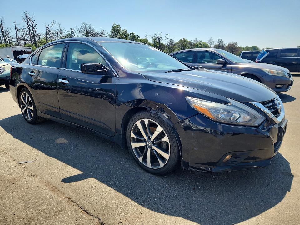 2017 Nissan Altima მანქანა იყიდება აუქციონზე, vin: 1N4AL3APXHC474417, აუქციონის ნომერი: 64249496