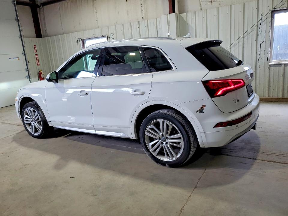 64142986 :رقم المزاد ، WA1CNAFY5J2151823 vin ، 2018 Audi Q5 مزاد بيع