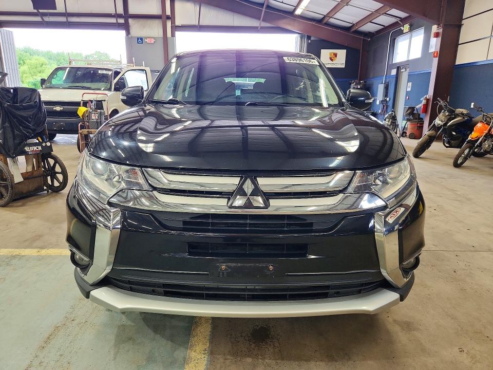 Продажа на аукционе авто 2016 Mitsubishi Outlander, vin: JA4AZ3A35GZ007062, номер лота: 63896106