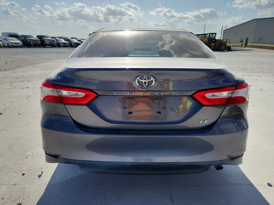 Aukcja sprzedaży 2018 Toyota Camry, vin: 4T1B11HK0JU020868, numer aukcji: 64152626