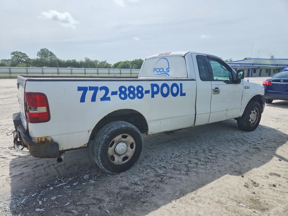 63642206 :رقم المزاد ، 1FTRF12285NA94570 vin ، 2005 Ford F150 مزاد بيع