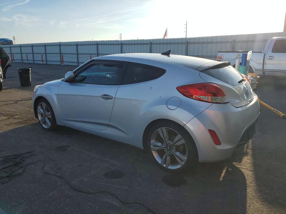 2017 Hyundai Veloster მანქანა იყიდება აუქციონზე, vin: KMHTC6AD9HU321947, აუქციონის ნომერი: 64541506