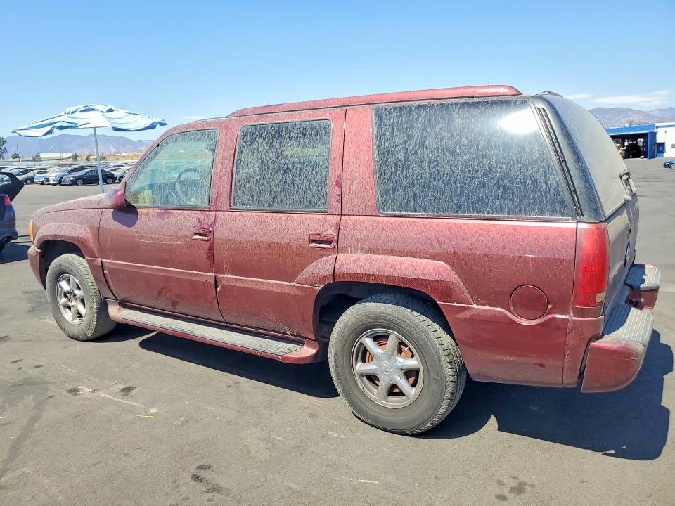1999 Cadillac Escalade მანქანა იყიდება აუქციონზე, vin: 1GYEK13R7XR412660, აუქციონის ნომერი: 66435336