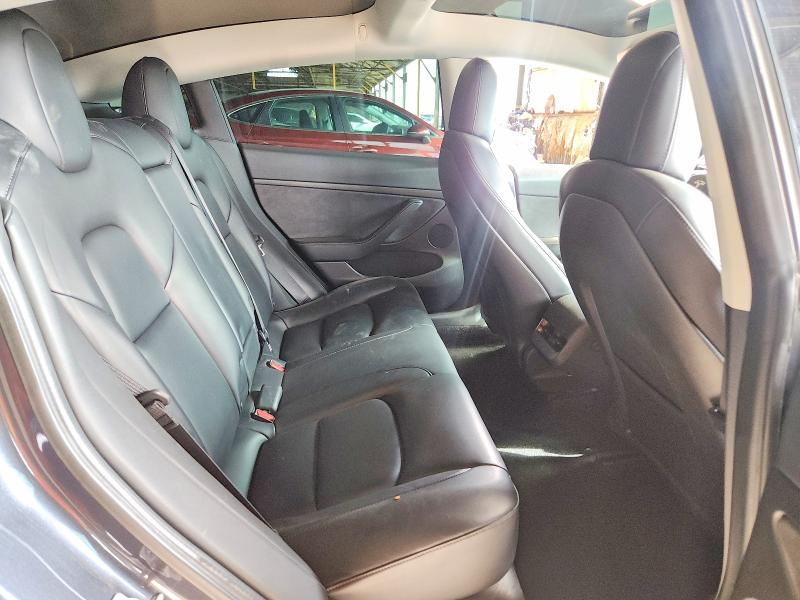 65924936 :رقم المزاد ، 5YJ3E1EC8NF113663 vin ، 2022 Tesla Model 3 مزاد بيع