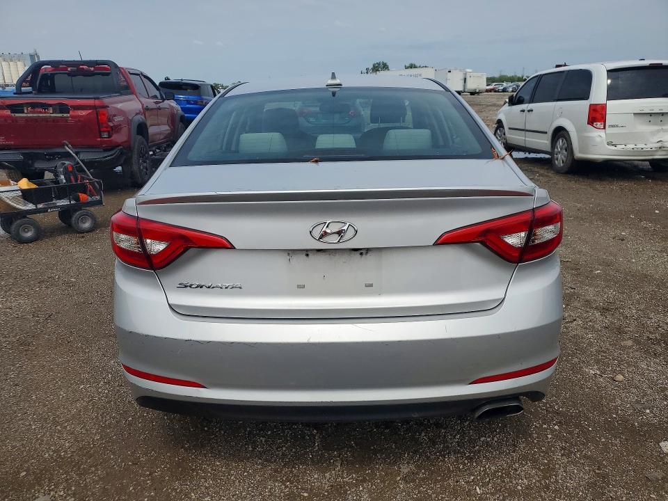 64037086 :رقم المزاد ، 5NPE24AF8HH528734 vin ، 2017 Hyundai Sonata مزاد بيع