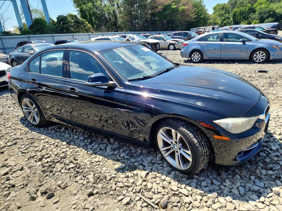 64145766 :رقم المزاد ، WBA3B5G53DNS01547 vin ، 2013 Bmw 328 مزاد بيع