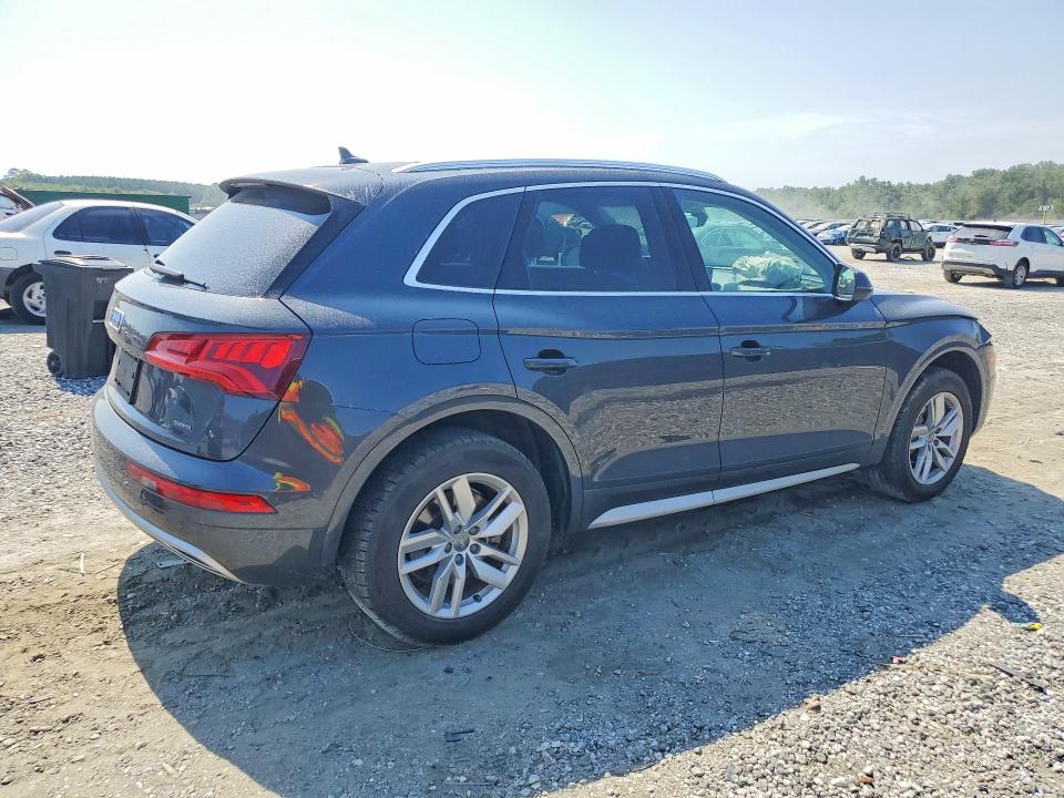 65005256 :رقم المزاد ، WA1ANAFY5L2041221 vin ، 2020 Audi Q5 مزاد بيع