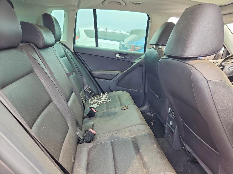 2016 Volkswagen Tiguan მანქანა იყიდება აუქციონზე, vin: WVGAV7AX6GW524217, აუქციონის ნომერი: 65171316