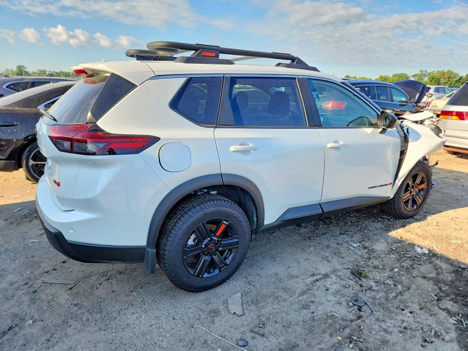 Продаж на аукціоні авто 2026 Nissan Rogue, vin: 5N1BT3BB6TC792248, номер лоту: 65841826