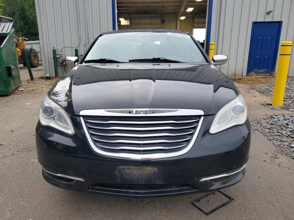 Auction sale of the 2012 Chrysler 200, vin: 1C3CCBCB2CN288869, lot number: 65803396