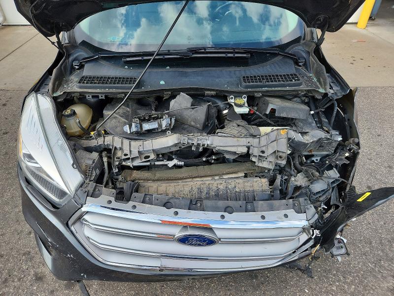 Продаж на аукціоні авто 2017 Ford Escape, vin: 1FMCU9J9XHUE23879, номер лоту: 63861676