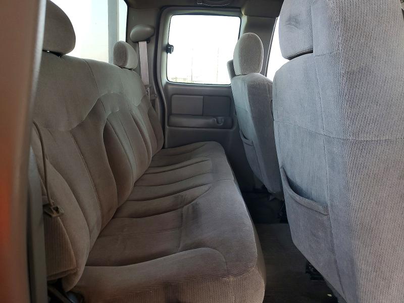 2000 Gmc New Sierra მანქანა იყიდება აუქციონზე, vin: 2GTEC19T1Y1289793, აუქციონის ნომერი: 63429066