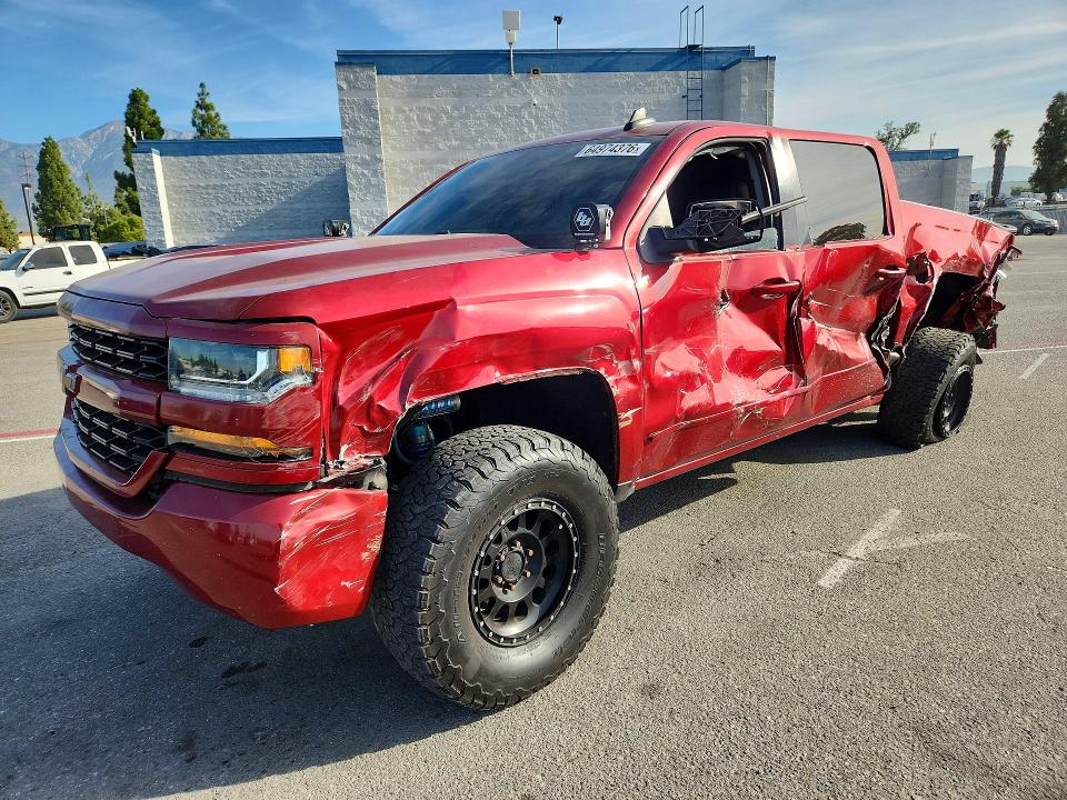 64974376 :رقم المزاد ، 3GCPCREC3JG164952 vin ، 2018 Chevrolet Silverado مزاد بيع