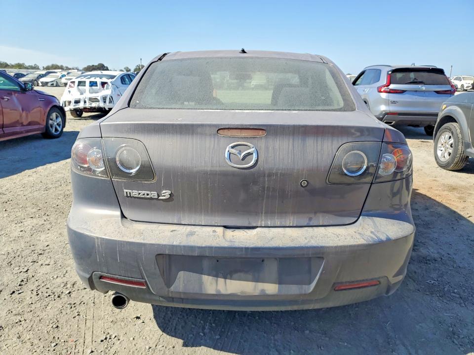 65308596 :رقم المزاد ، JM1BK12G681839580 vin ، 2008 Mazda 3 مزاد بيع