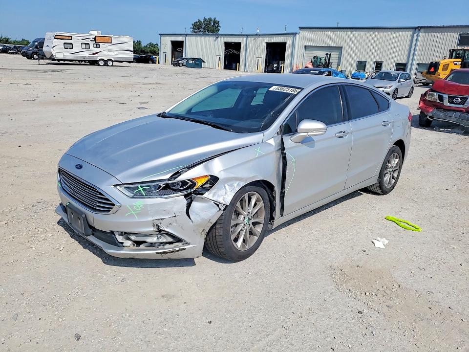 63623186 :رقم المزاد ، 3FA6P0HD7HR363202 vin ، 2017 Ford Fusion مزاد بيع