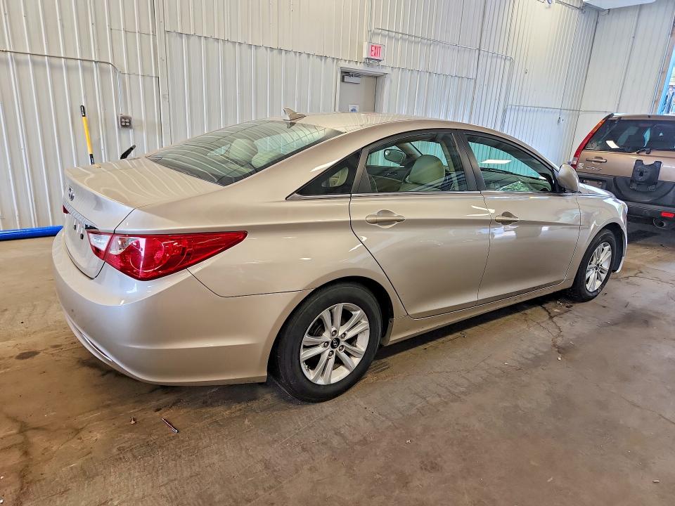 Продажа на аукционе авто 2011 Hyundai Sonata, vin: 5NPEB4AC0BH217246, номер лота: 63191606