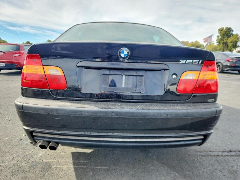 65900416 :رقم المزاد ، WBAEV33482KL76862 vin ، 2002 Bmw 325 مزاد بيع