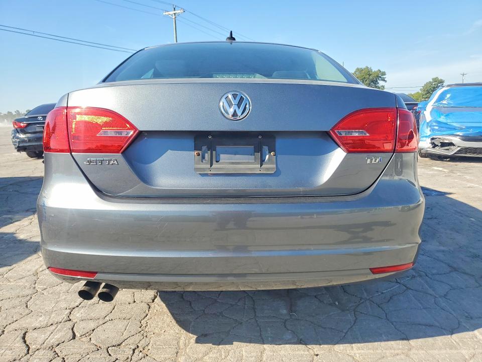 66197076 :رقم المزاد ، 3VWLL7AJ0EM312793 vin ، 2014 Volkswagen Jetta مزاد بيع