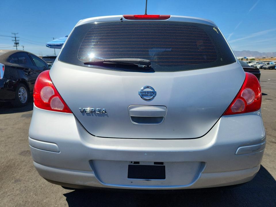 2011 Nissan Versa მანქანა იყიდება აუქციონზე, vin: 3N1BC1CP2BL447727, აუქციონის ნომერი: 65576696