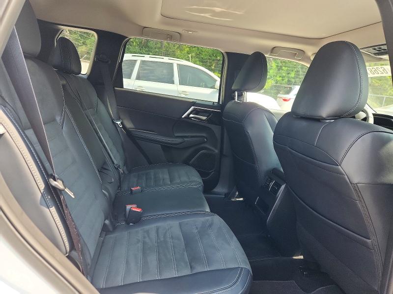 Продаж на аукціоні авто 2025 Mitsubishi Outlander, vin: JA4T5VA92SZ054868, номер лоту: 62681436