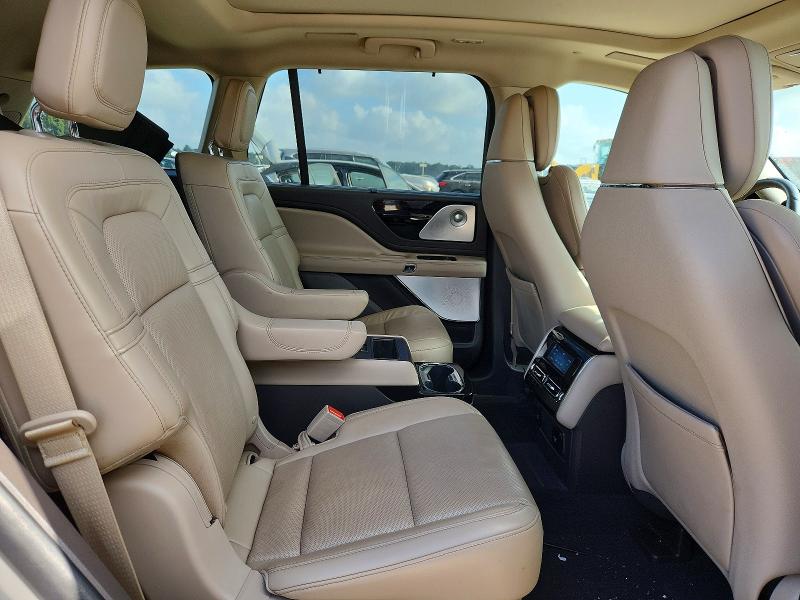 63873256 :رقم المزاد ، 5LM5J7XC7MGL13838 vin ، 2021 Lincoln Aviator مزاد بيع