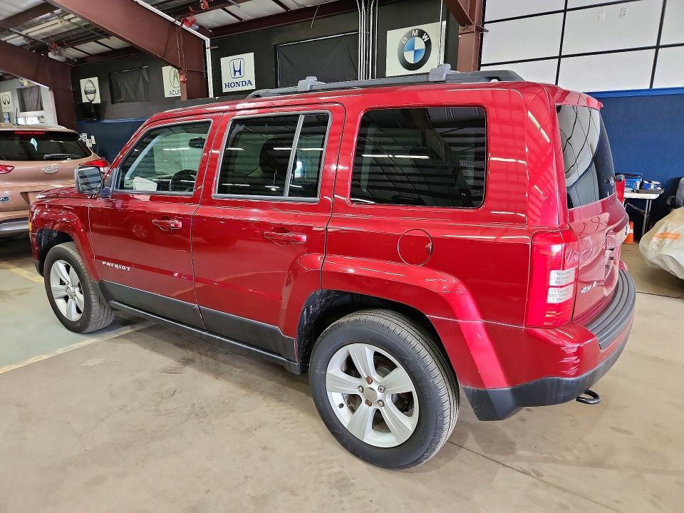 64741356 :رقم المزاد ، 1C4NJRFB8HD159675 vin ، 2017 Jeep Patriot مزاد بيع