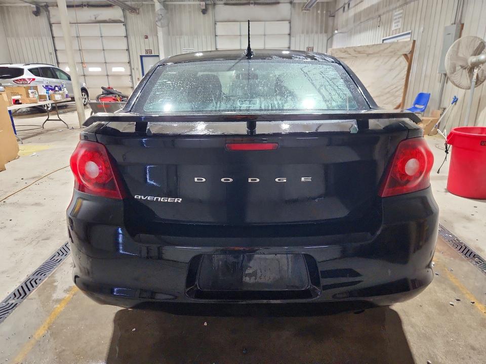65122936 :رقم المزاد ، 1C3CDZCB0DN620427 vin ، 2013 Dodge Avenger مزاد بيع