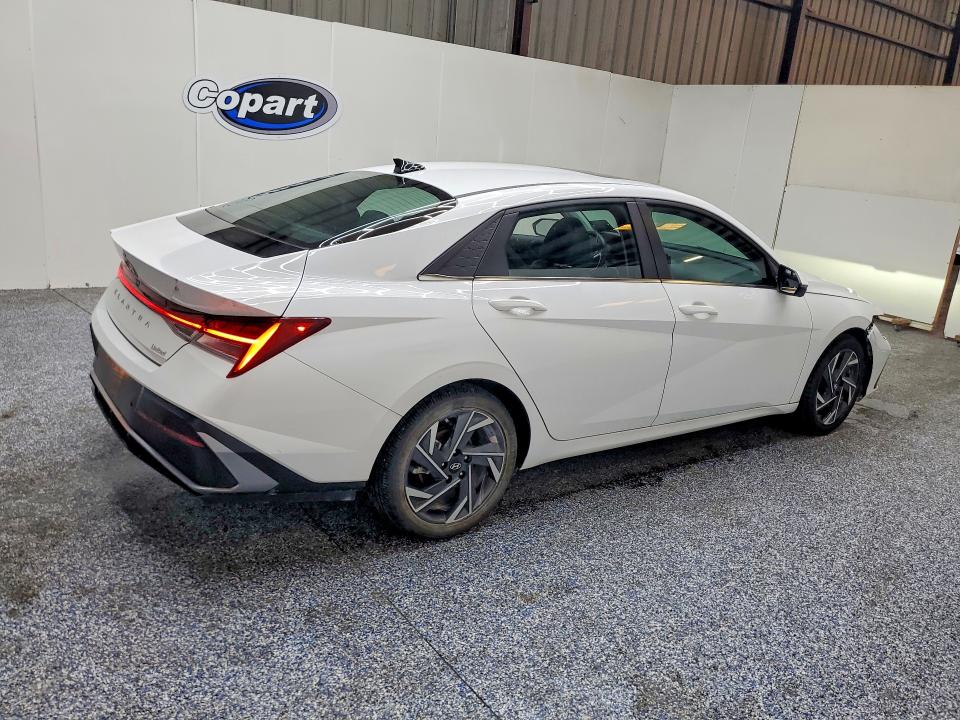 2024 Hyundai Elantra მანქანა იყიდება აუქციონზე, vin: KMHLP4DG8RU742042, აუქციონის ნომერი: 66395726