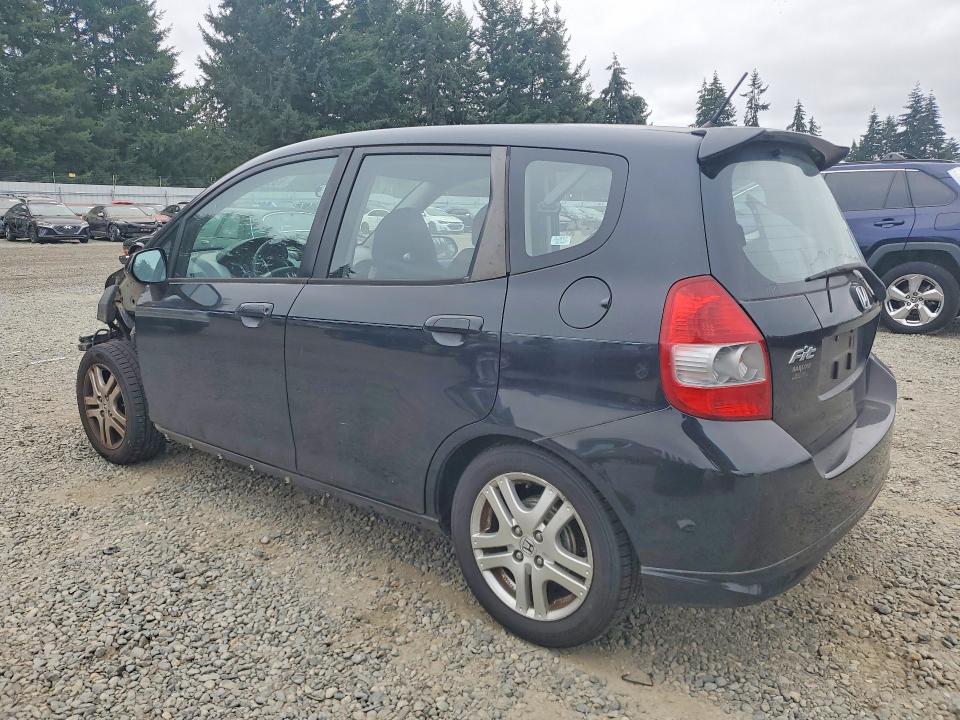 63902846 :رقم المزاد ، JHMGD38627S052160 vin ، 2007 Honda Fit مزاد بيع