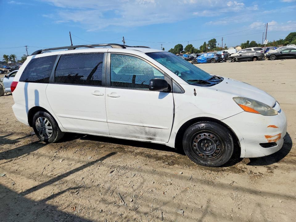 2009 Toyota Sienna მანქანა იყიდება აუქციონზე, vin: 5TDZK23C79S252437, აუქციონის ნომერი: 64670546