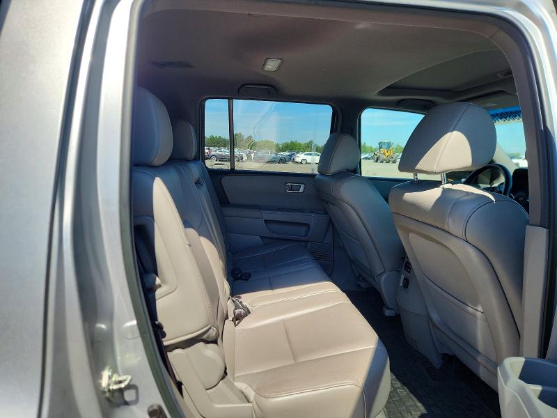 63989916 :رقم المزاد ، 5FNYF3H76CB025950 vin ، 2012 Honda Pilot مزاد بيع