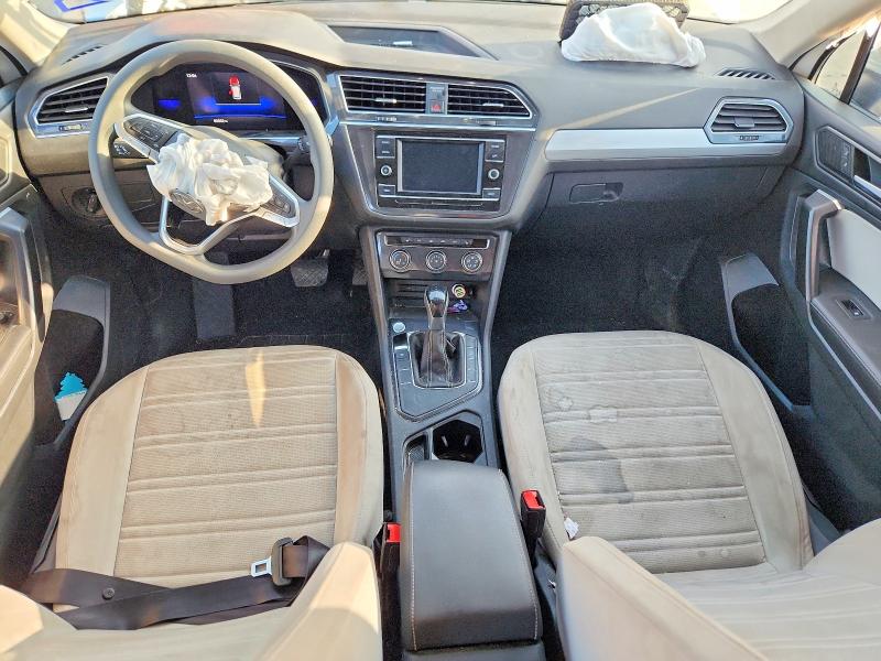 2022 Volkswagen Tiguan მანქანა იყიდება აუქციონზე, vin: 3VV1B7AX8NM143576, აუქციონის ნომერი: 66205456