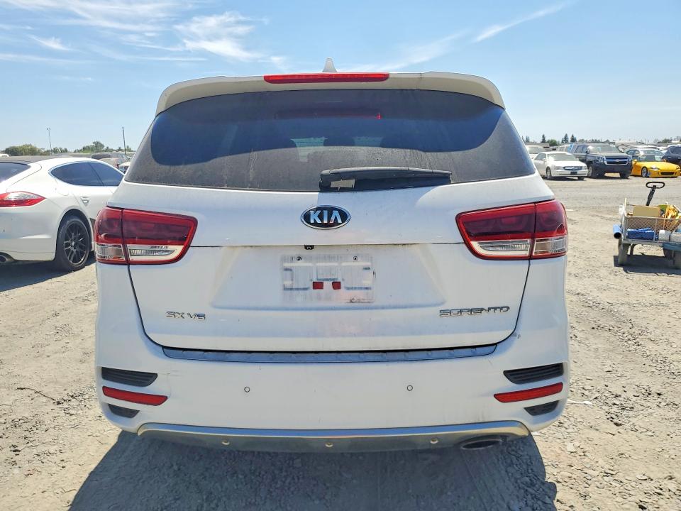 2017 Kia Sorento მანქანა იყიდება აუქციონზე, vin: 5XYPKDA56HG313912, აუქციონის ნომერი: 65225416