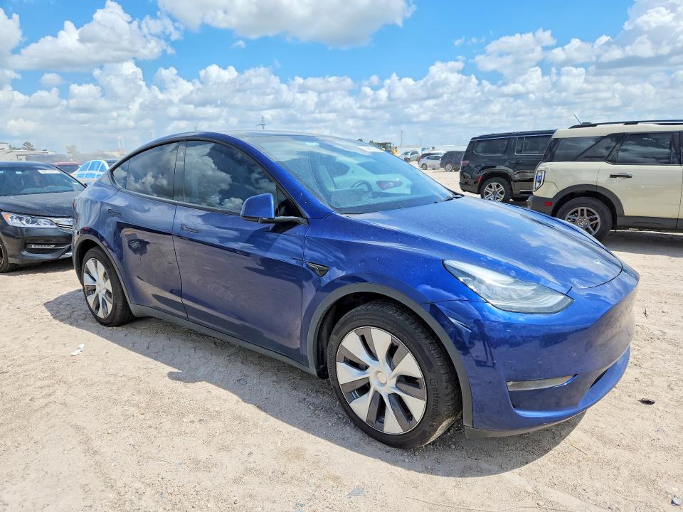 2022 Tesla Model Y მანქანა იყიდება აუქციონზე, vin: 7SAYGDEE6NA002497, აუქციონის ნომერი: 63688986