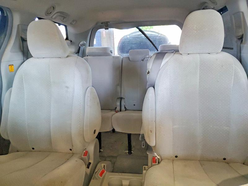 65324506 :رقم المزاد ، 5TDKK3DCXBS109929 vin ، 2011 Toyota Sienna مزاد بيع