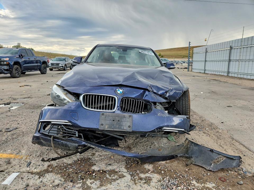 66211916 :رقم المزاد ، WBA3B5C52DF597454 vin ، 2013 Bmw 328 مزاد بيع