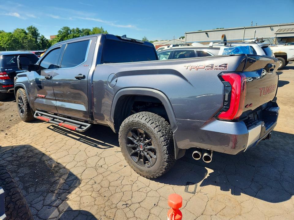 Продажа на аукционе авто 2023 Toyota Tundra, vin: 5TFJA5EC6PX015430, номер лота: 63589576