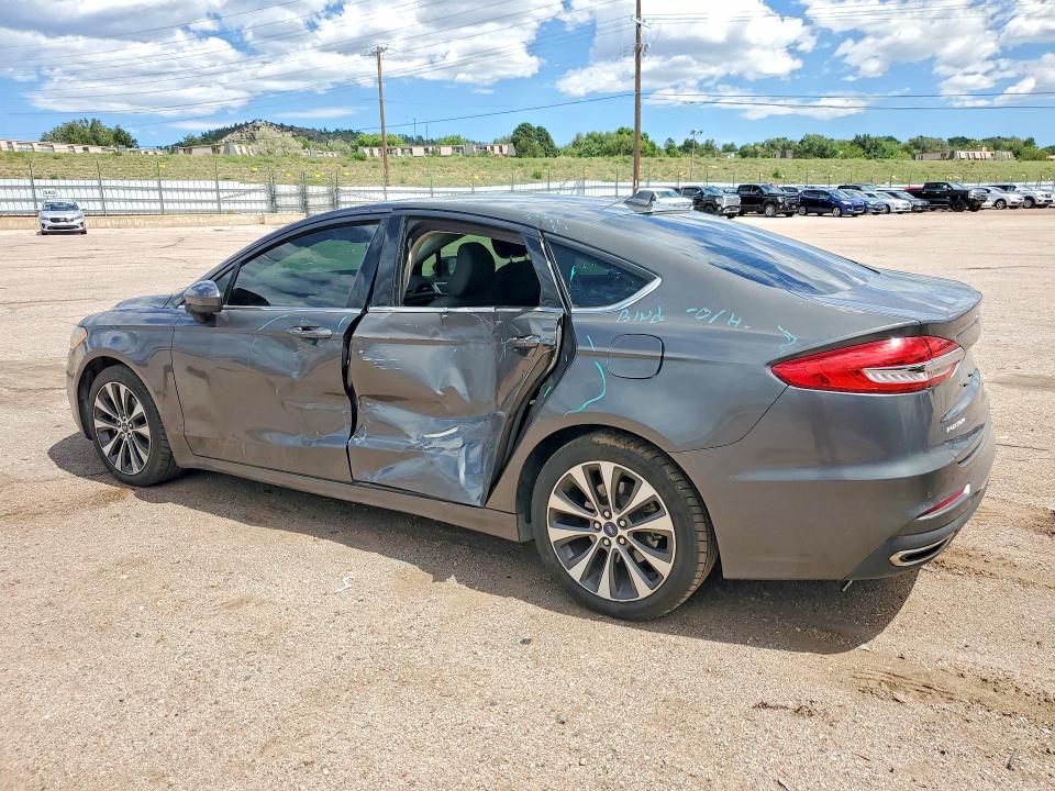 66096856 :رقم المزاد ، 3FA6P0T9XKR237376 vin ، 2019 Ford Fusion مزاد بيع