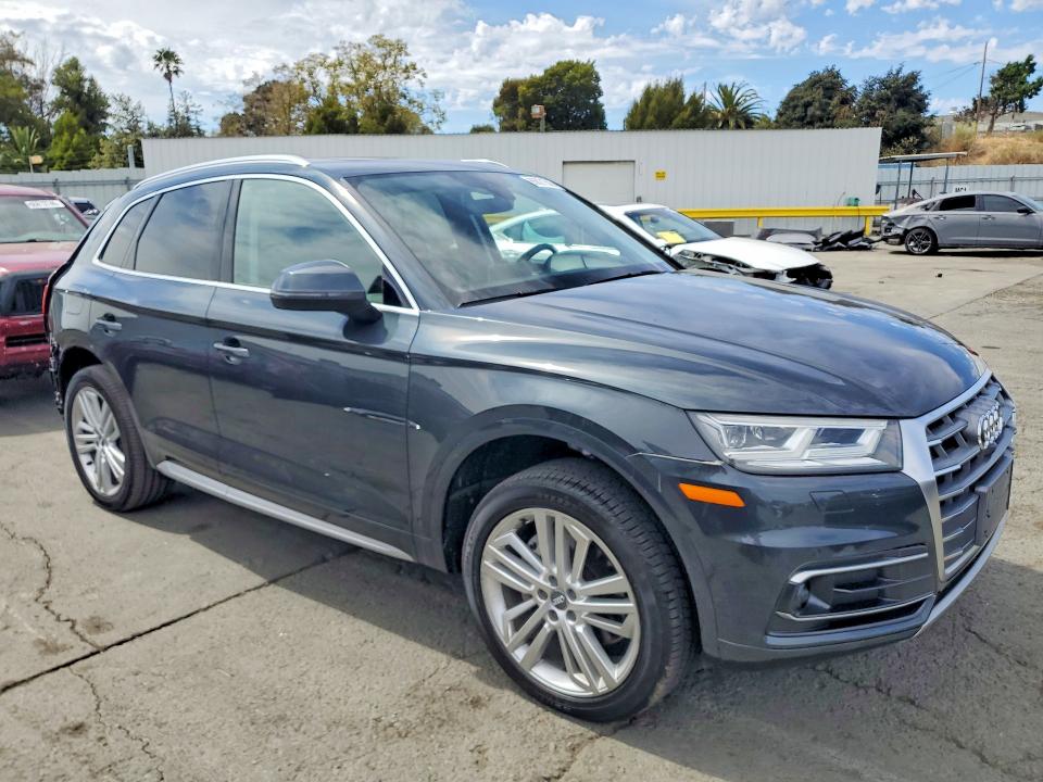 66821556 :رقم المزاد ، WA1CNAFY4J2067427 vin ، 2018 Audi Q5 مزاد بيع