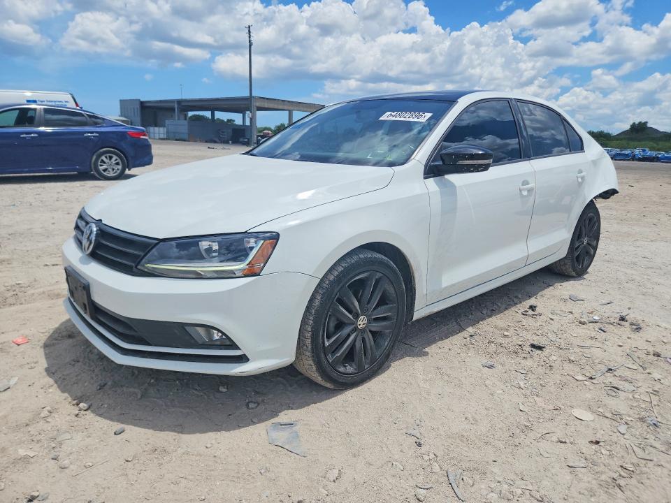 64802896 :رقم المزاد ، 3VWD17AJ1JM228762 vin ، 2018 Volkswagen Jetta مزاد بيع