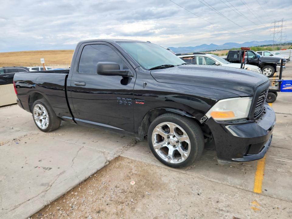 64828766 :رقم المزاد ، 3C6JR6AT8GG116985 vin ، 2016 Ram 1500 مزاد بيع