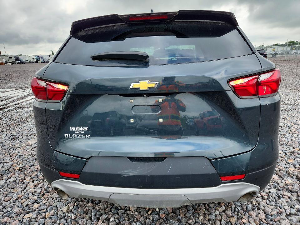 65709936 :رقم المزاد ، 3GNKBBRA6KS696800 vin ، 2019 Chevrolet Blazer مزاد بيع