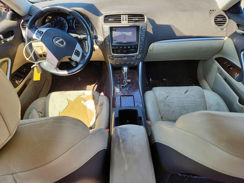 65415846 :رقم المزاد ، JTHCF5C24B5051530 vin ، 2011 Lexus Is مزاد بيع
