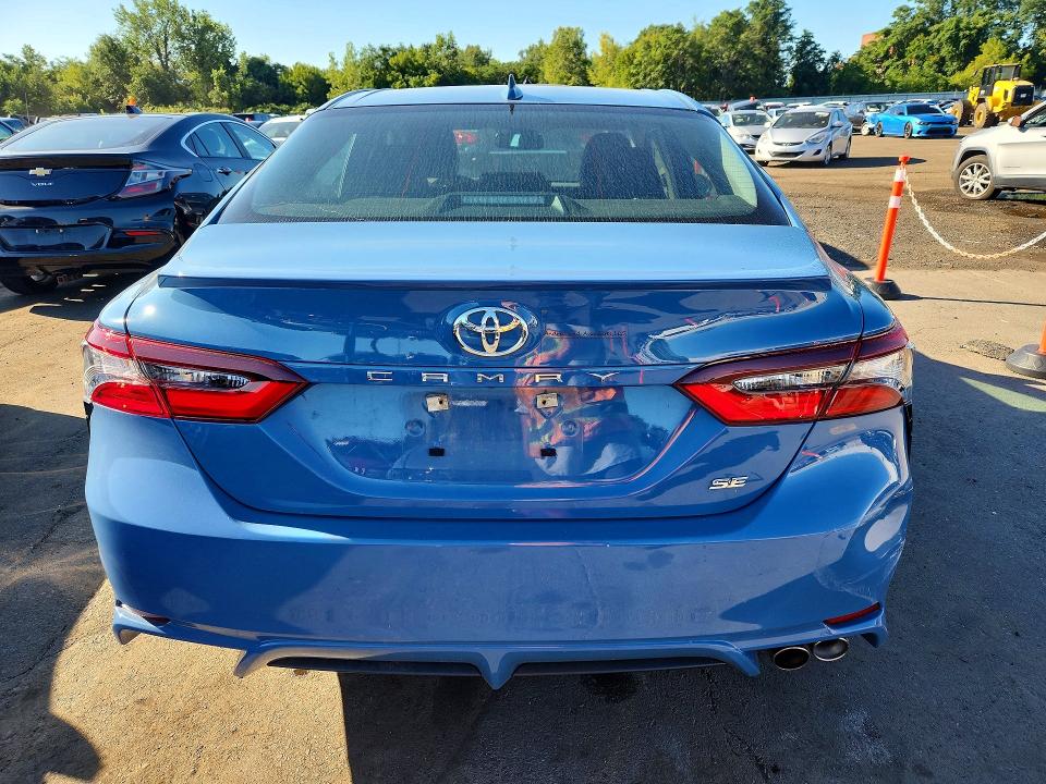 65466486 :رقم المزاد ، 4T1T11AK4PU093961 vin ، 2023 Toyota Camry مزاد بيع