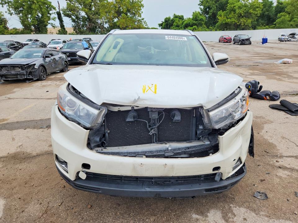 Продажа на аукционе авто 2016 Toyota Highlander, vin: 5TDDKRFH9GS313245, номер лота: 64484986