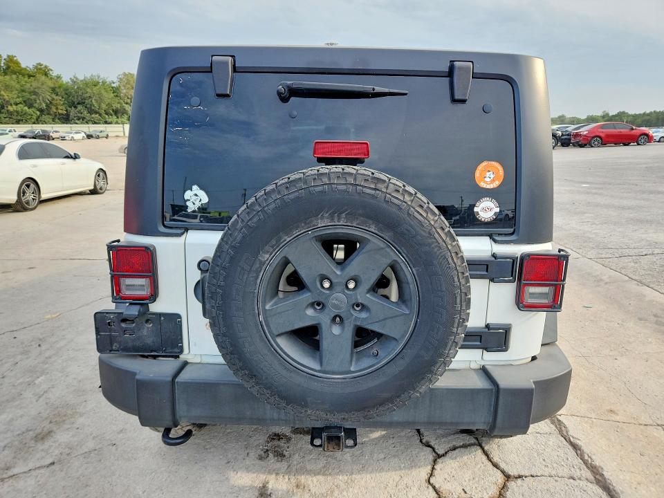 2015 Jeep Wrangler Unlimited მანქანა იყიდება აუქციონზე, vin: 1C4BJWDG2FL751074, აუქციონის ნომერი: 63864396
