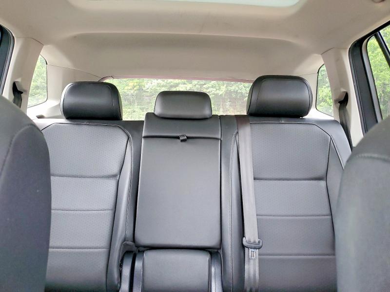 64383306 :رقم المزاد ، 3VV2B7AX4KM005128 vin ، 2019 Volkswagen Tiguan مزاد بيع