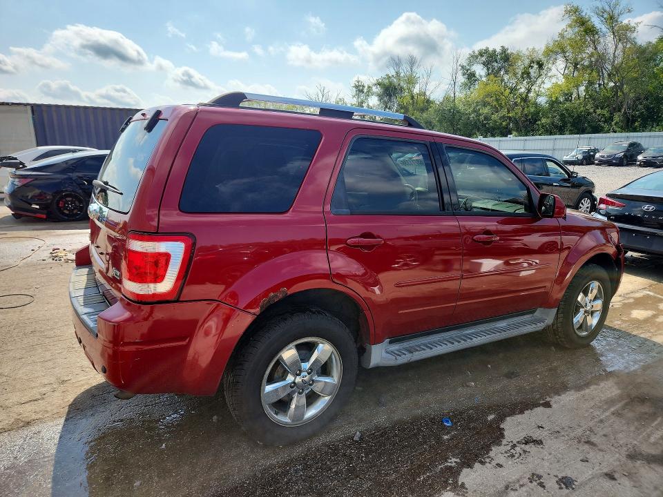 63711336 :رقم المزاد ، 1FMCU0EG5AKD10038 vin ، 2010 Ford Escape مزاد بيع