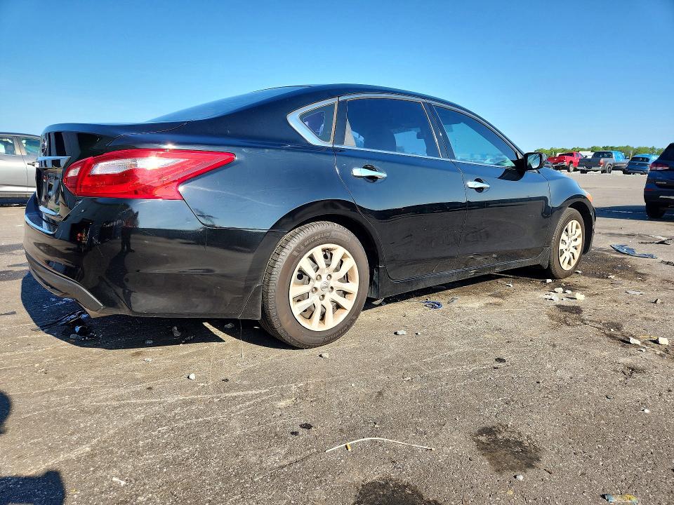Aukcja sprzedaży 2017 Nissan Altima, vin: 1N4AL3AP8HC478627, numer aukcji: 64897936
